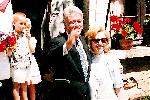 Rencontre avec Bill et Hillary Clinton à Pérouges lors du G7 à Lyon (1996)